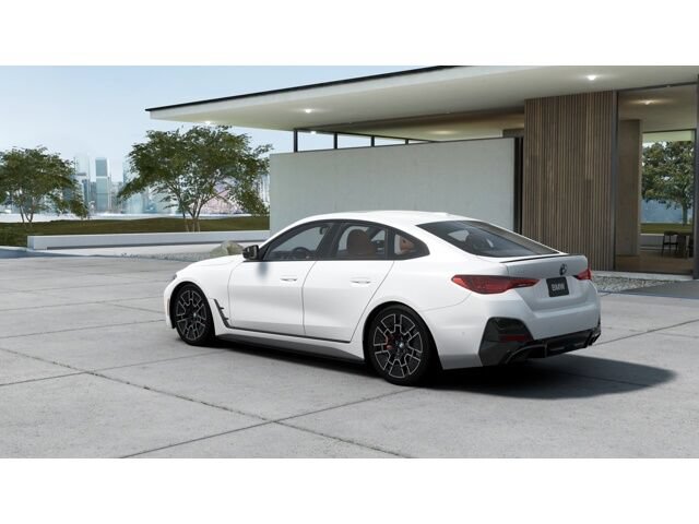 New 2026 BMW i4 eDrive40 w/ M Sport Package RWD image 2