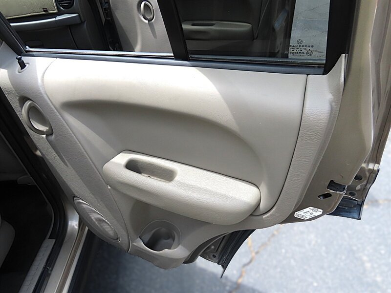 Used 2006 Jeep Liberty Sport AWD/4WD image 35