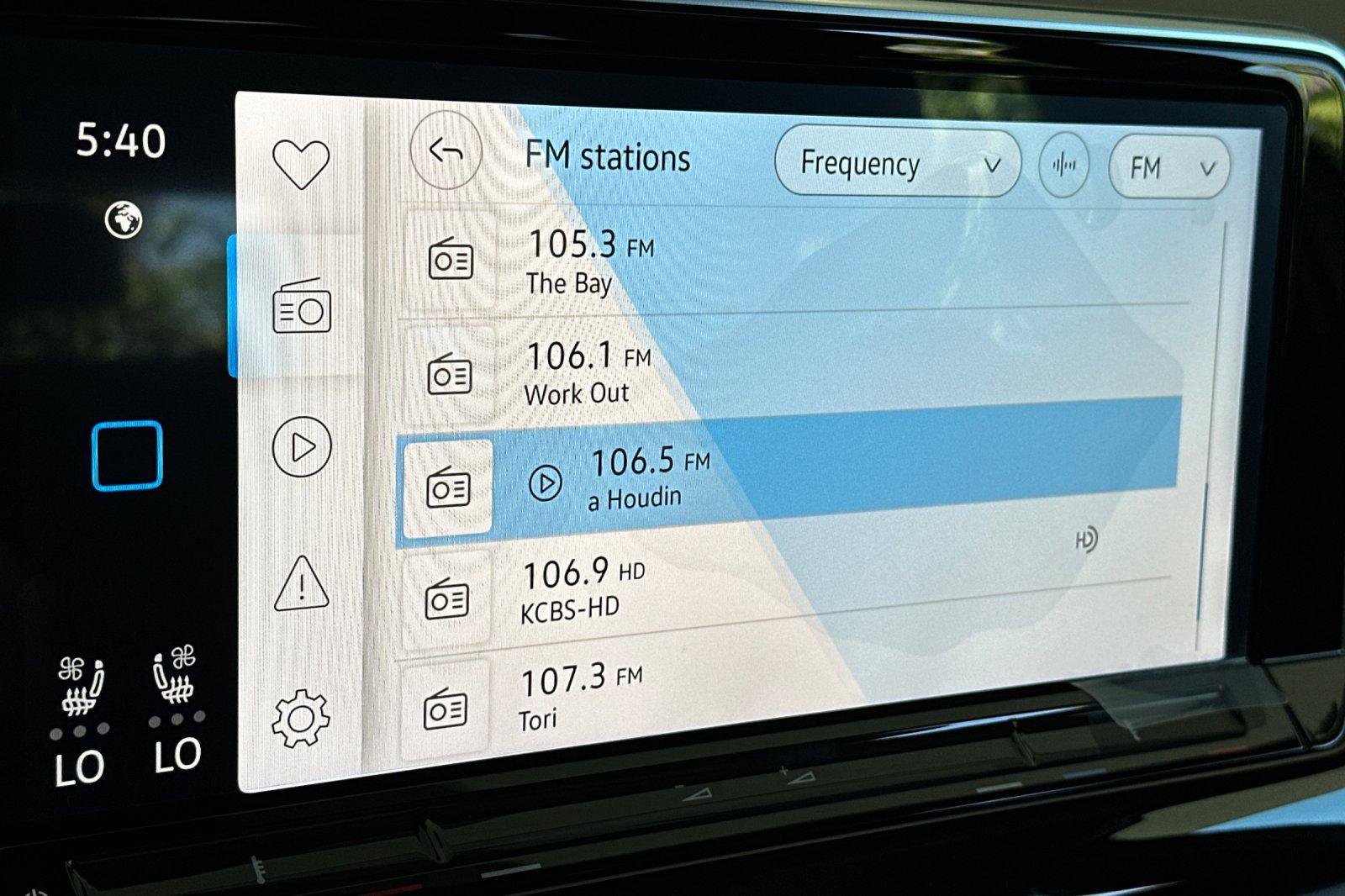 New 2025 Volkswagen Atlas Peak Edition SE image 18