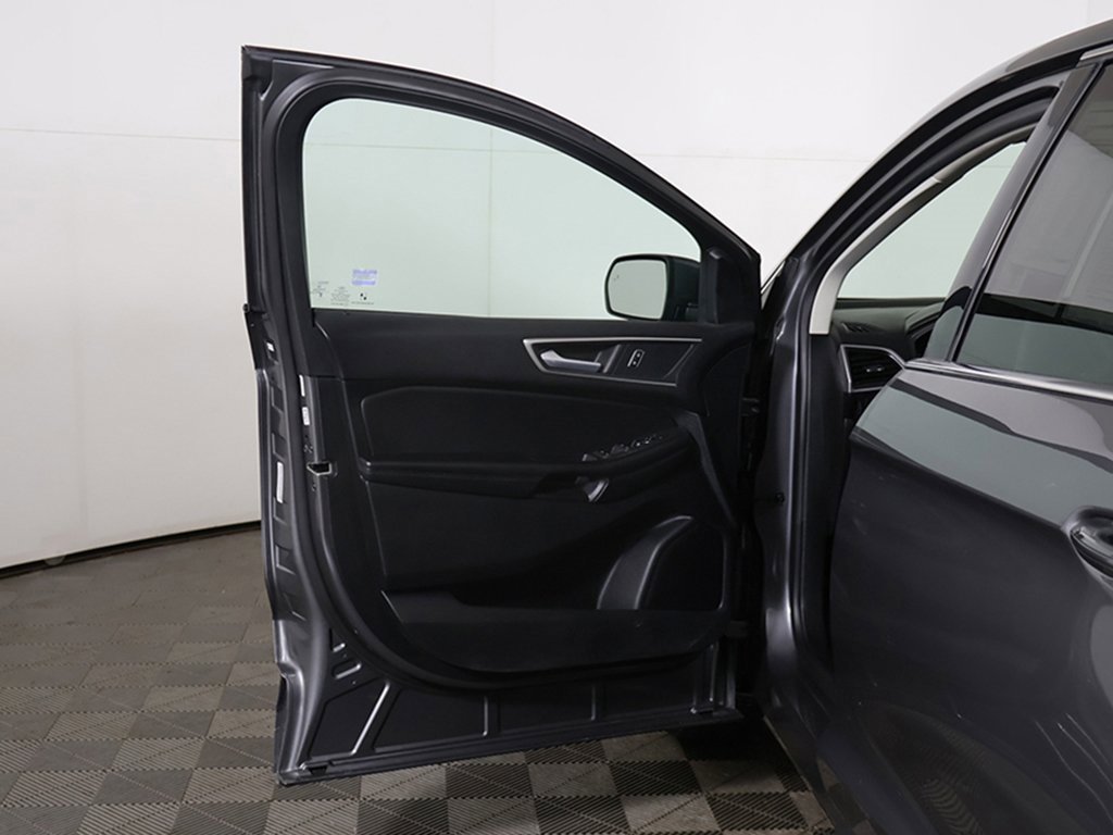 Used 2024 Ford Edge SEL image 19