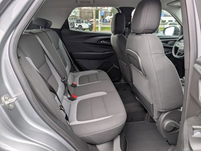 Used 2023 Chevrolet TrailBlazer LS image 17