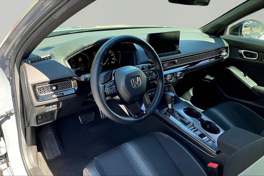 Used 2025 Honda Civic Sport image 12