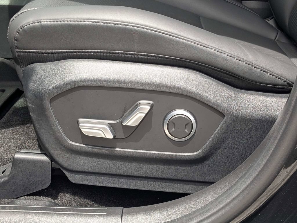 Used 2025 Hyundai Santa Fe XRT AWD/4WD image 20