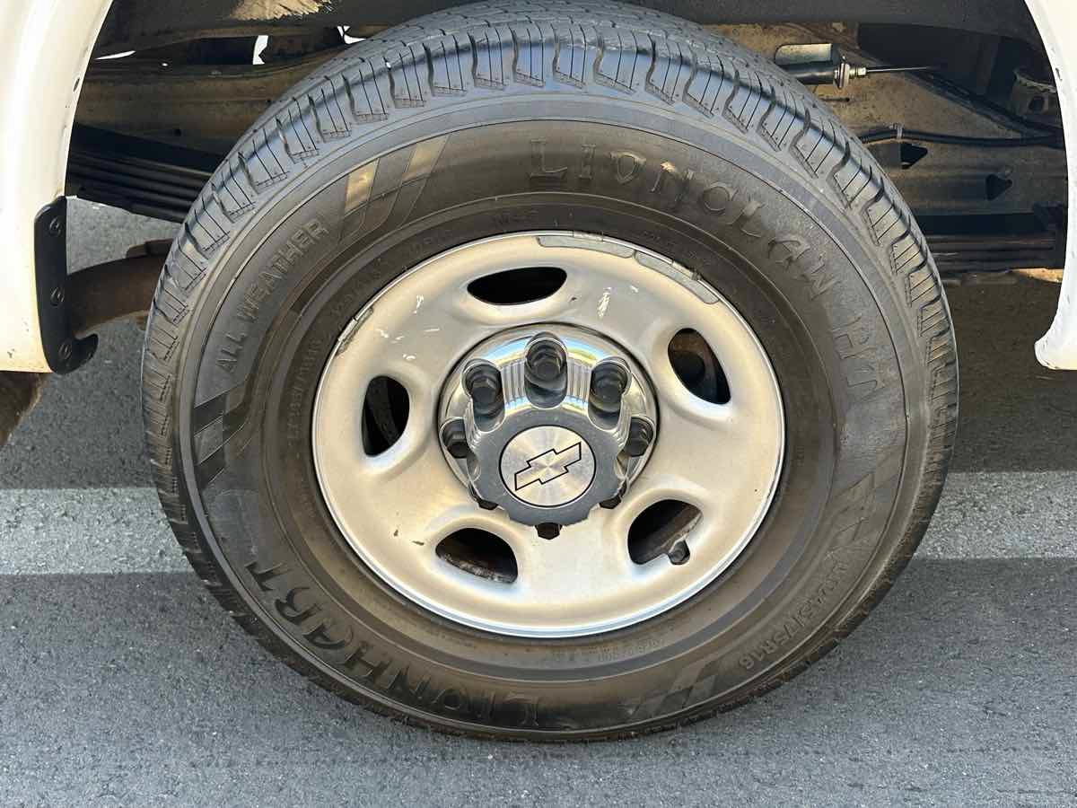 Used 2018 Chevrolet Express 3500 LT w/ LT Preferred Equipment Group RWD image 50