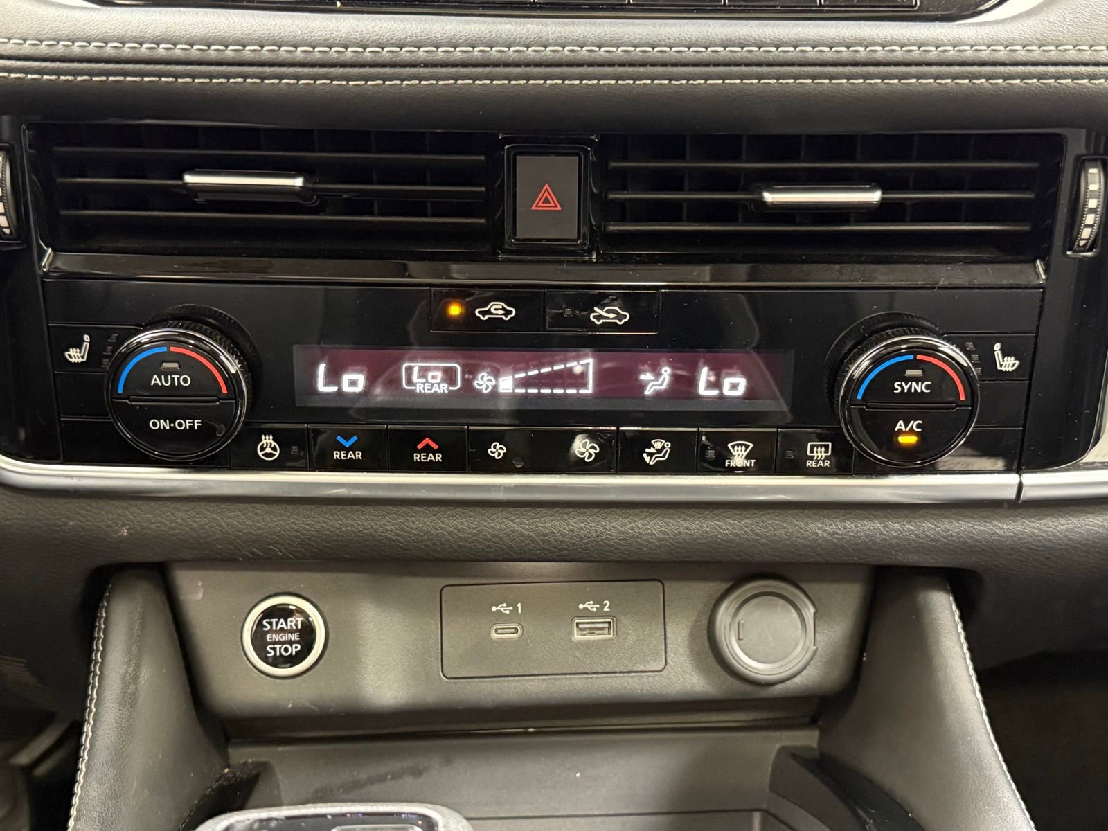 Used 2022 Nissan Rogue SL w/ SL Premium Package AWD/4WD image 24