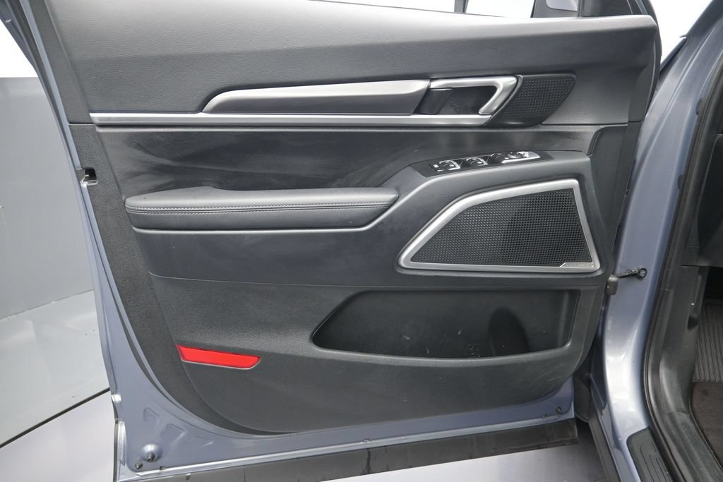 Used 2024 Kia Telluride S w/ S Sunroof Package FWD image 13