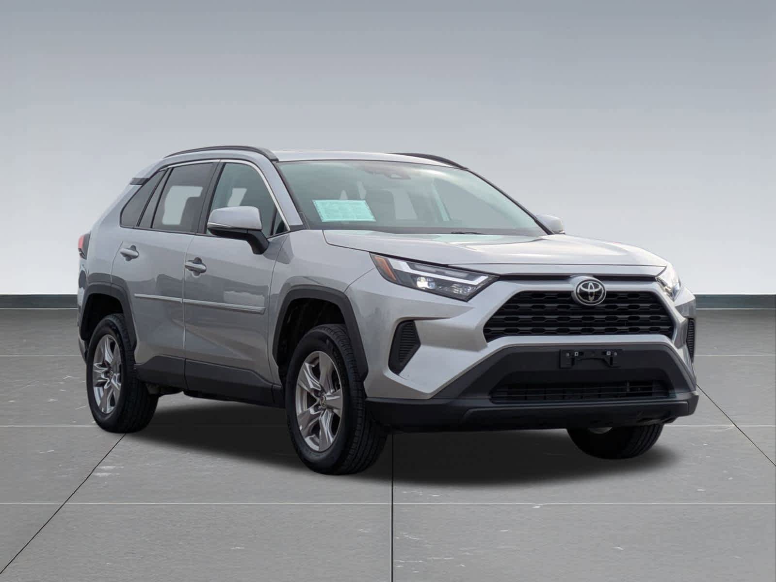 Used 2023 Toyota RAV4 XLE w/ Convenience Package AWD/4WD image 9