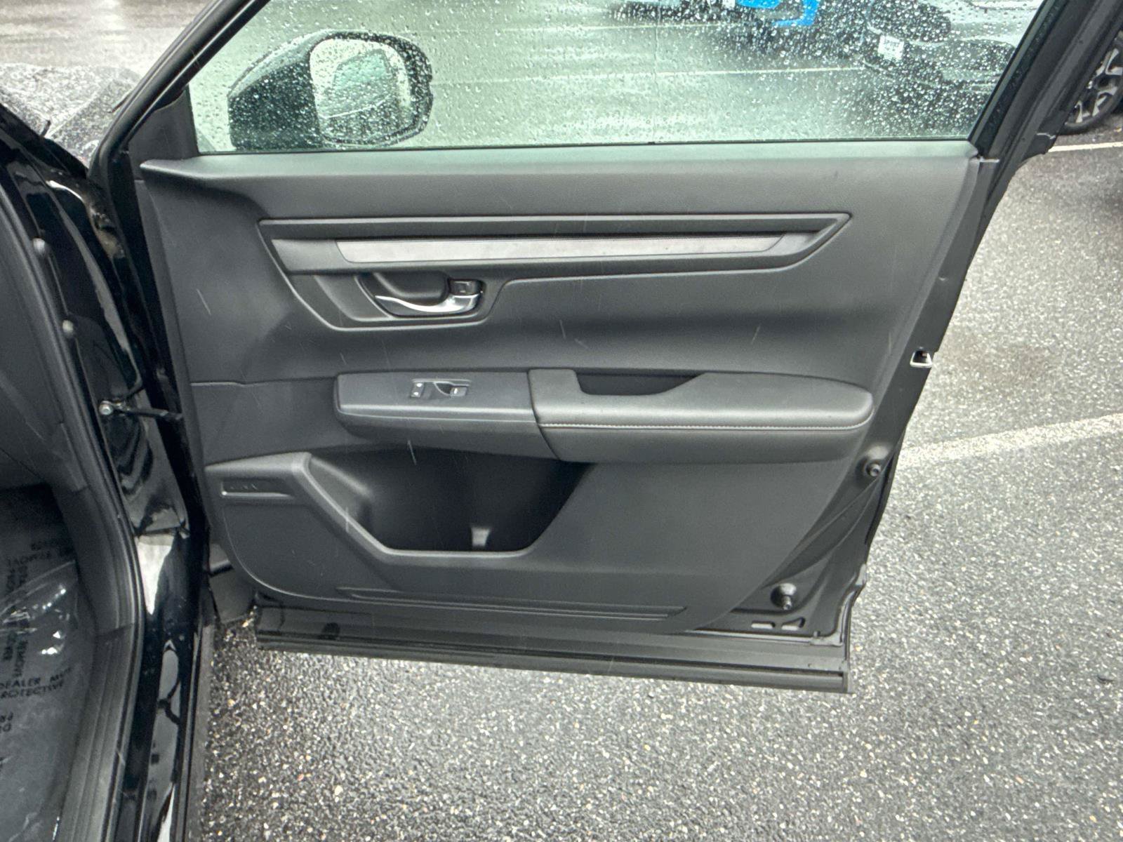 Certified 2025 Honda CR-V EX image 17
