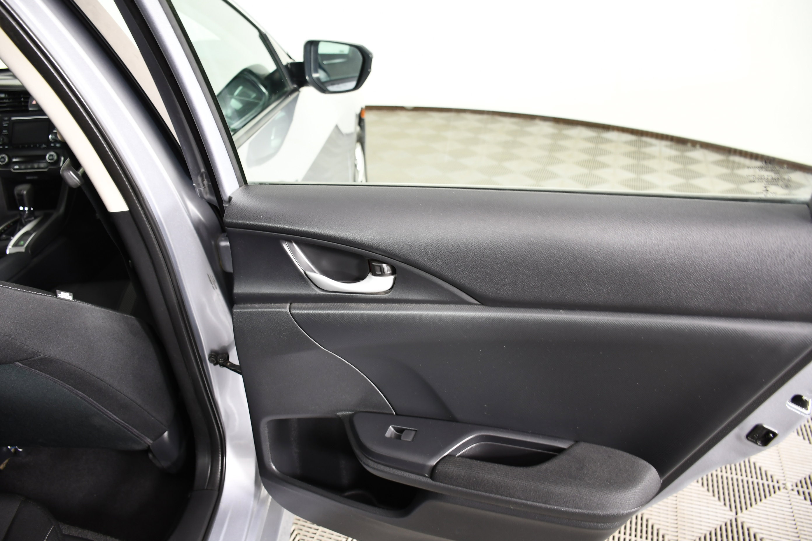 Used 2018 Honda Civic LX image 40