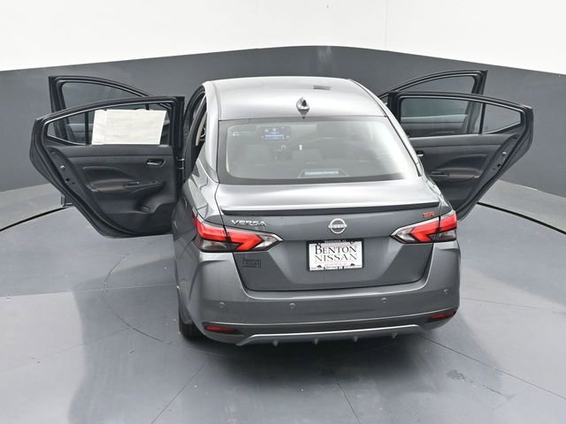 New 2025 Nissan Versa SR w/ Trunk Package FWD image 45
