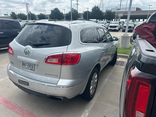 Used 2015 Buick Enclave Leather FWD image 4