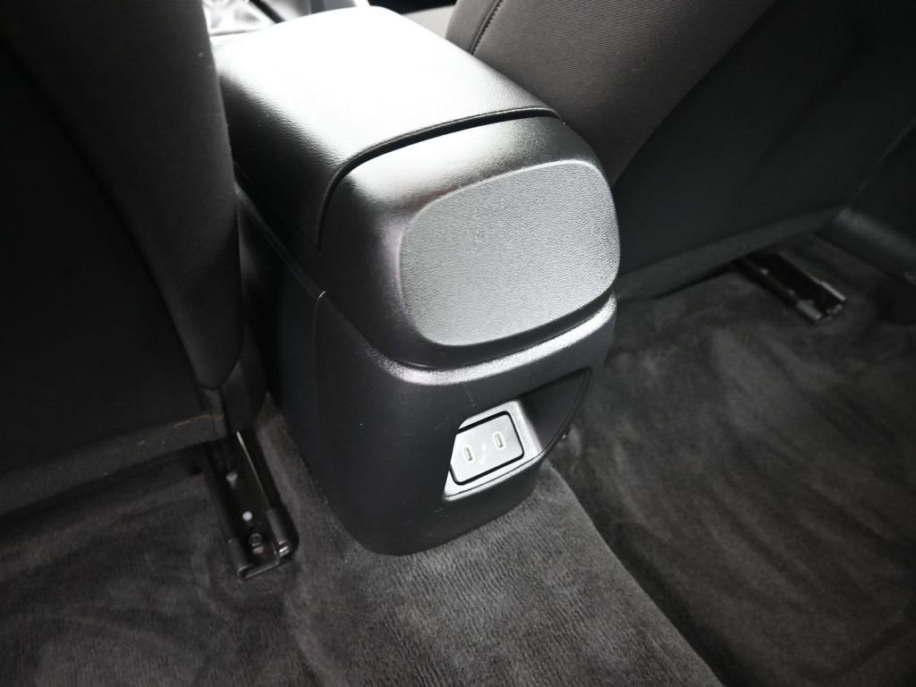 Used 2025 Hyundai Elantra Sport image 27