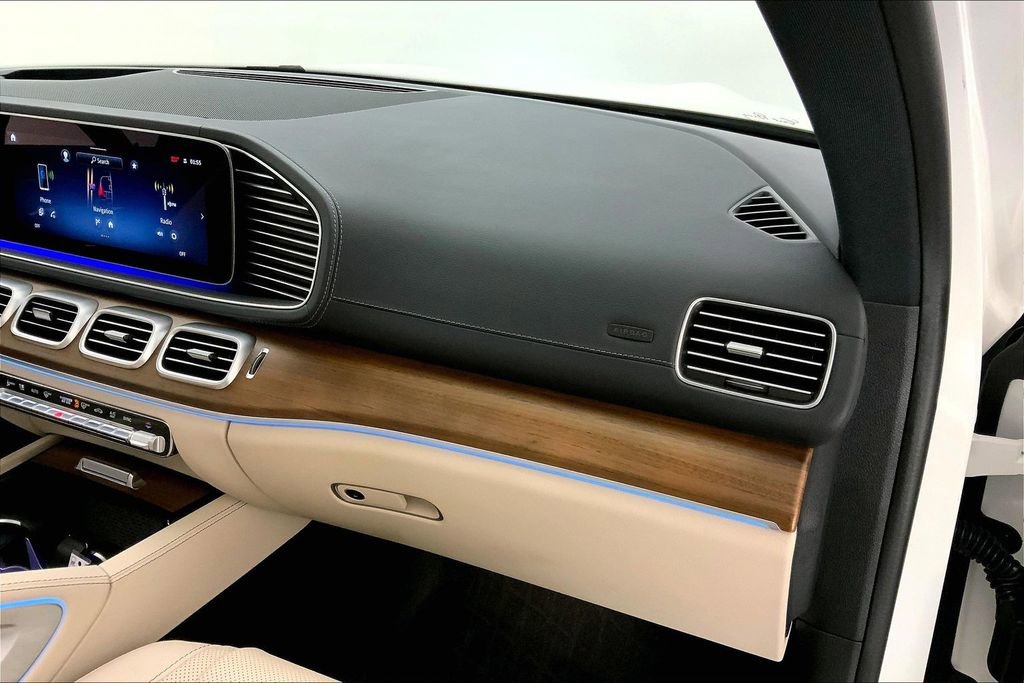 Used 2024 Mercedes-Benz GLS 450 4MATIC image 23