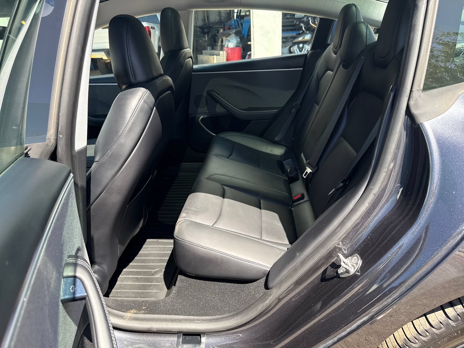 Used 2024 Tesla Model 3 Standard Range RWD image 25