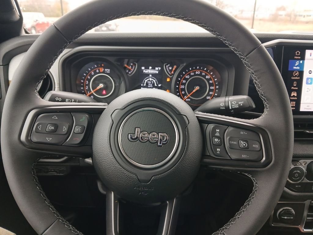 New 2026 Jeep Gladiator Sport AWD/4WD image 15