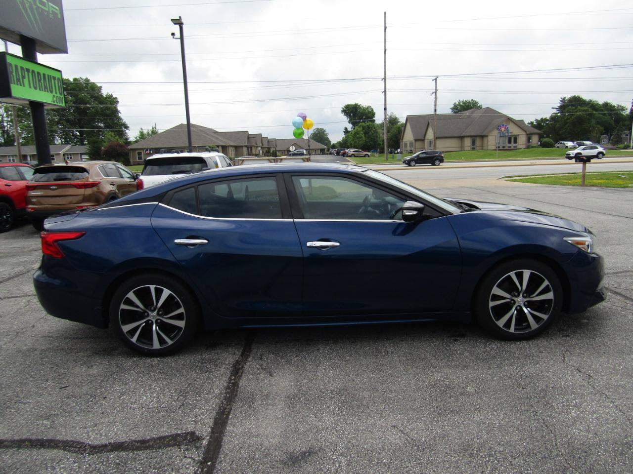 Used 2018 Nissan Maxima Platinum FWD image 9