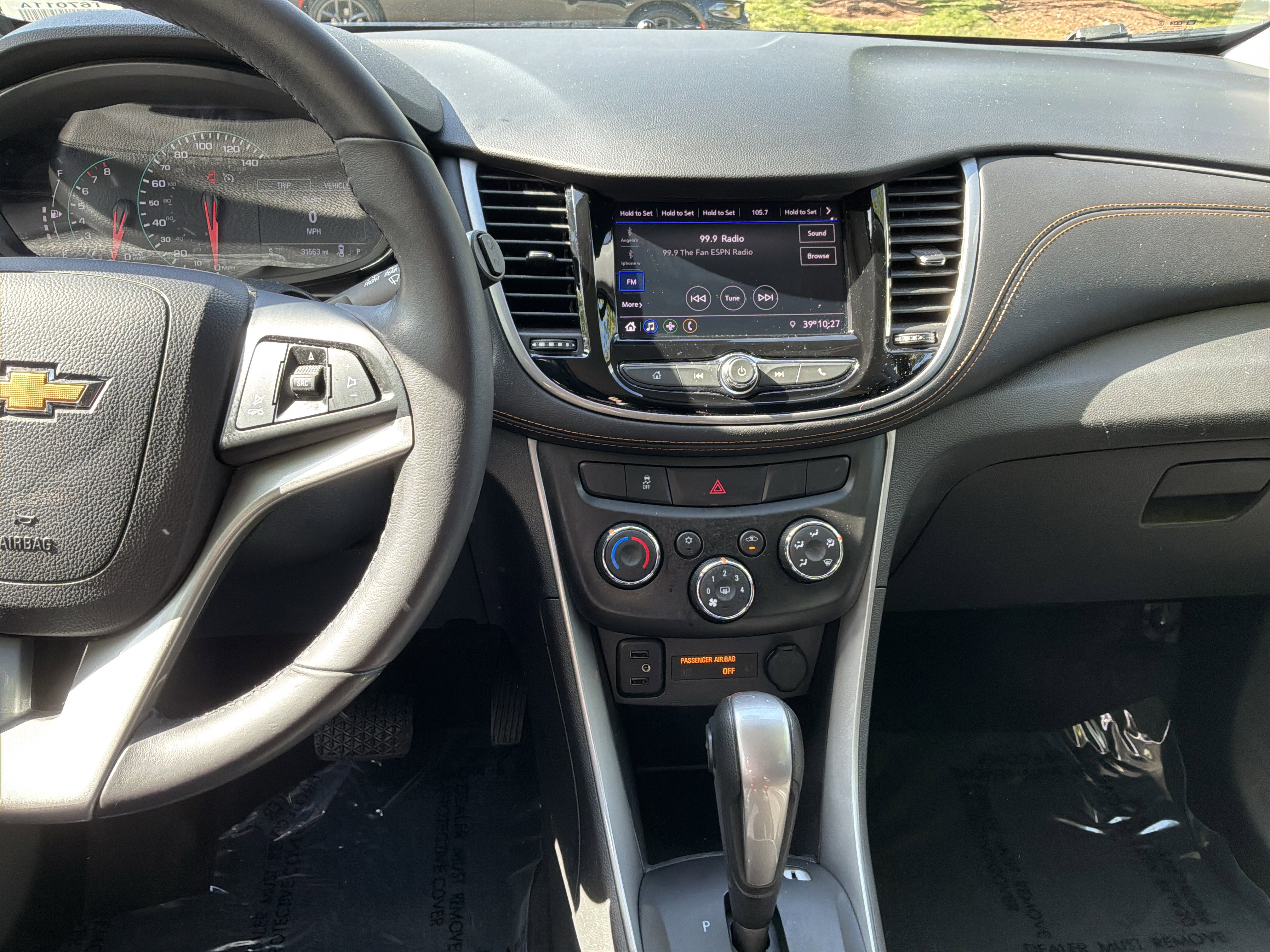 Used 2021 Chevrolet Trax LT w/ Driver Confidence Package image 29
