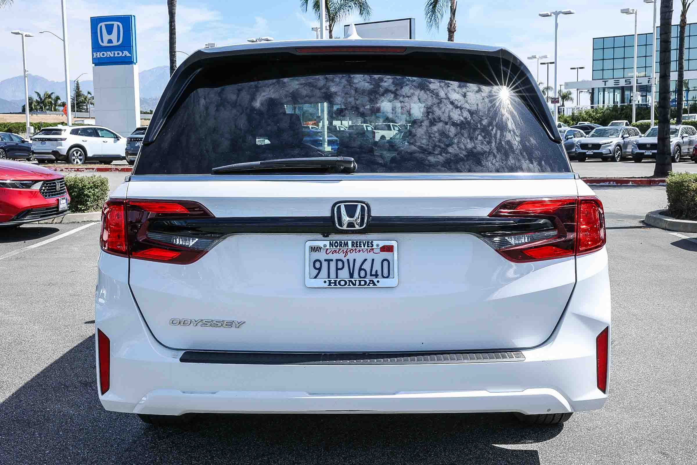 Used 2025 Honda Odyssey EX-L image 6
