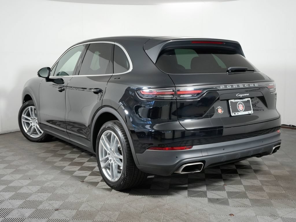 Certified 2023 Porsche Cayenne AWD/4WD image 3