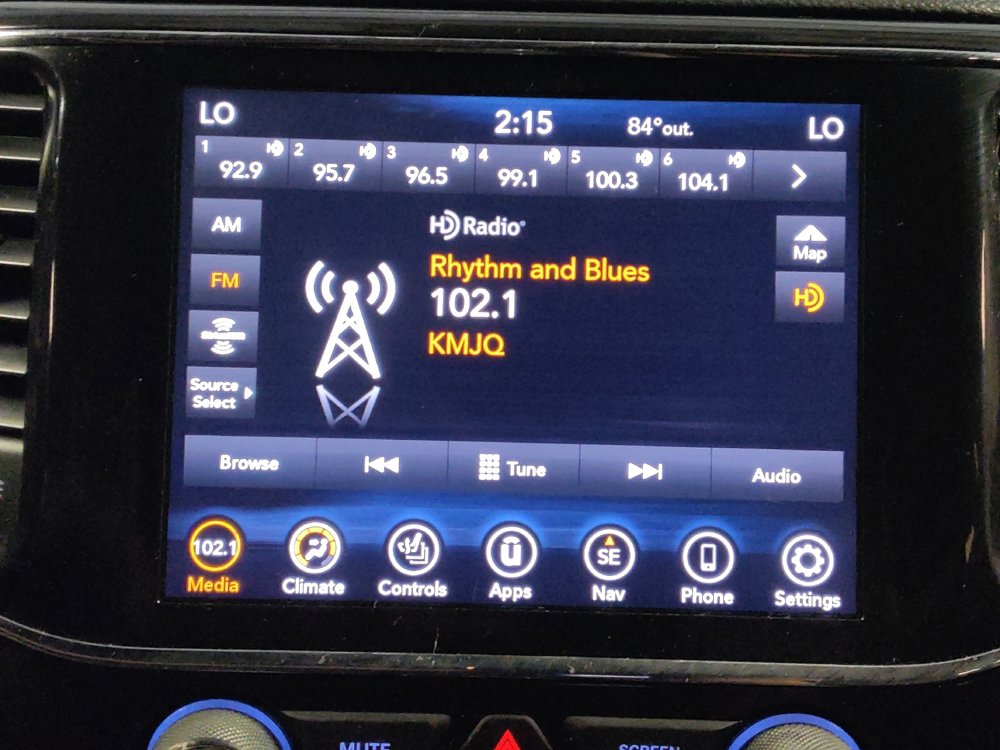 Used 2022 Jeep Grand Cherokee Laredo X image 25