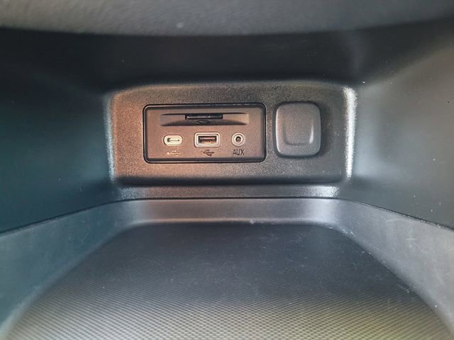 Used 2022 Chevrolet Equinox LT image 16