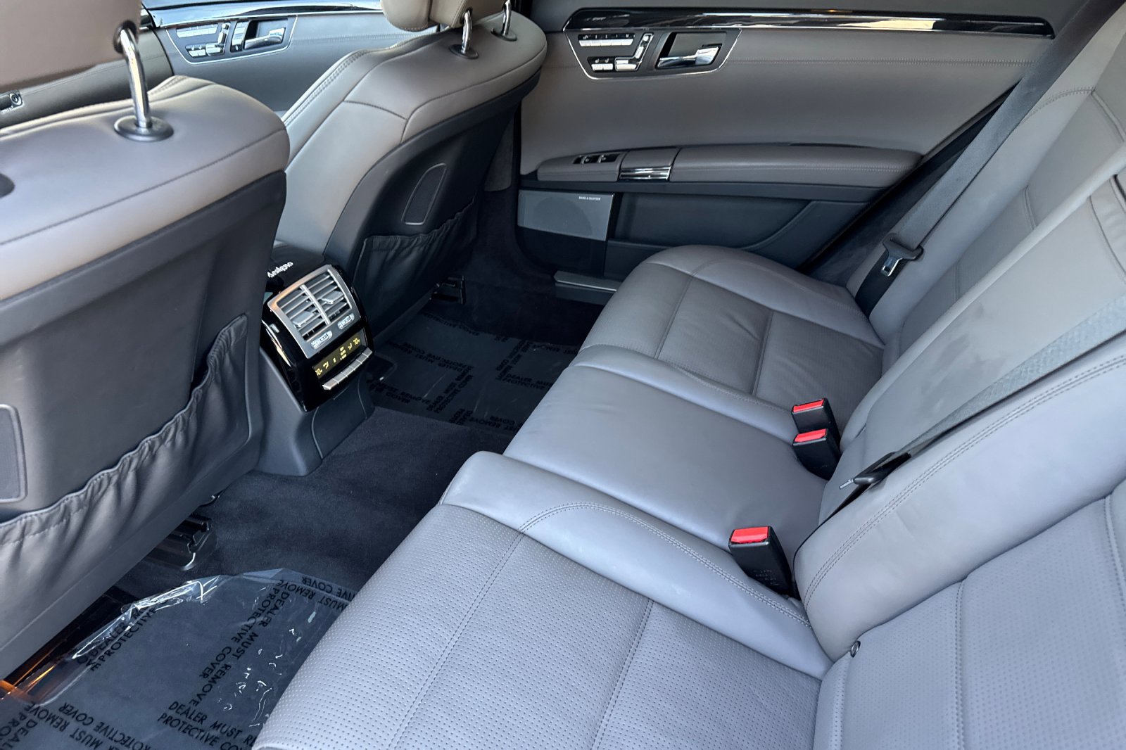 Used 2011 Mercedes-Benz S 63 AMG image 12