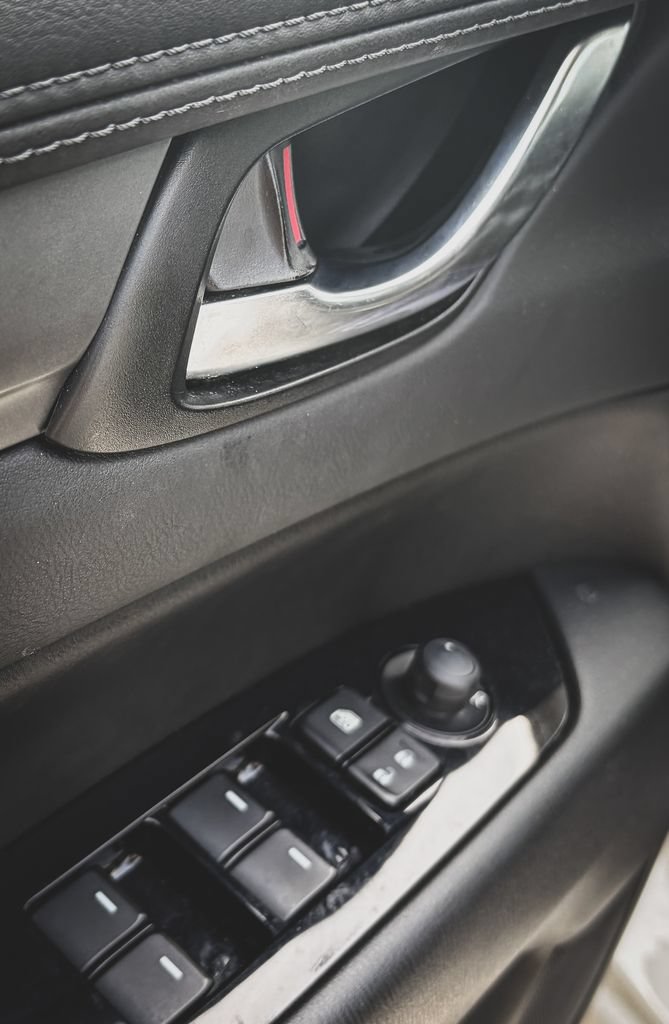 Used 2018 MAZDA CX-5 Touring AWD/4WD image 8