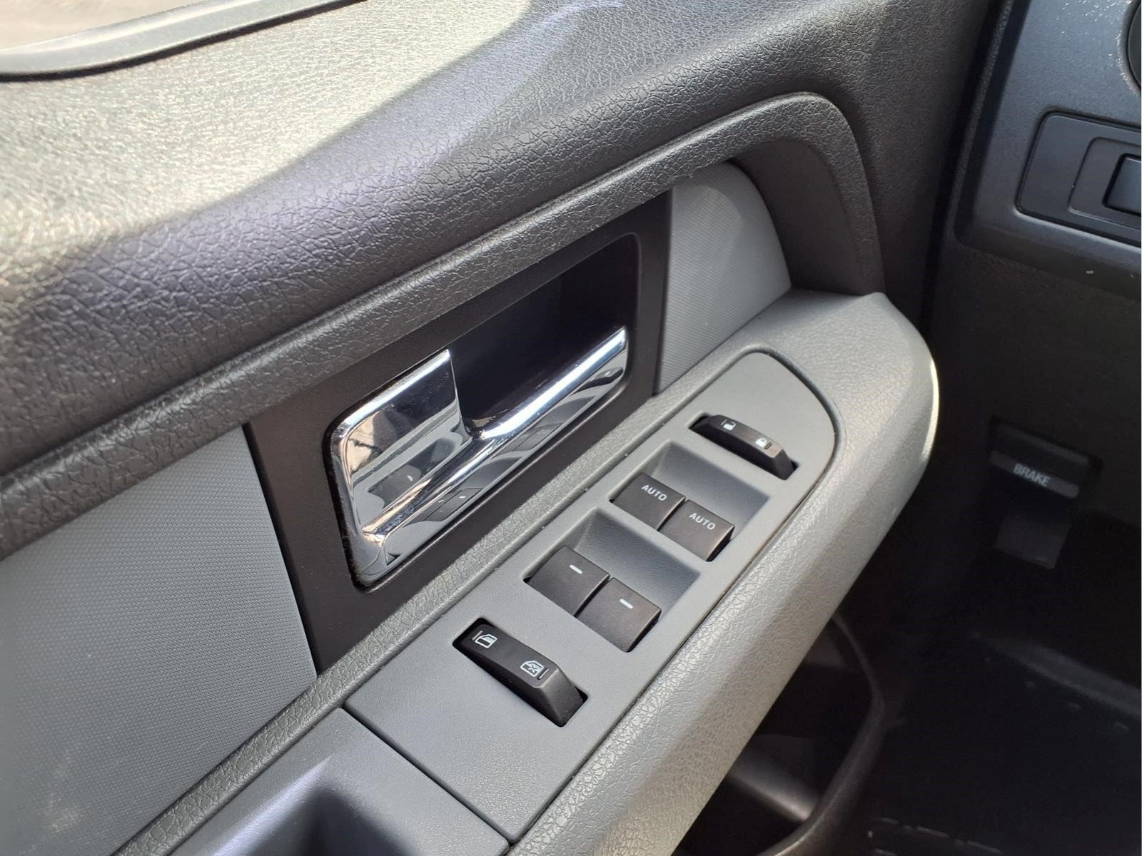 Used 2014 Ford F150 XLT w/ Equipment Group 302A Luxury AWD/4WD image 22