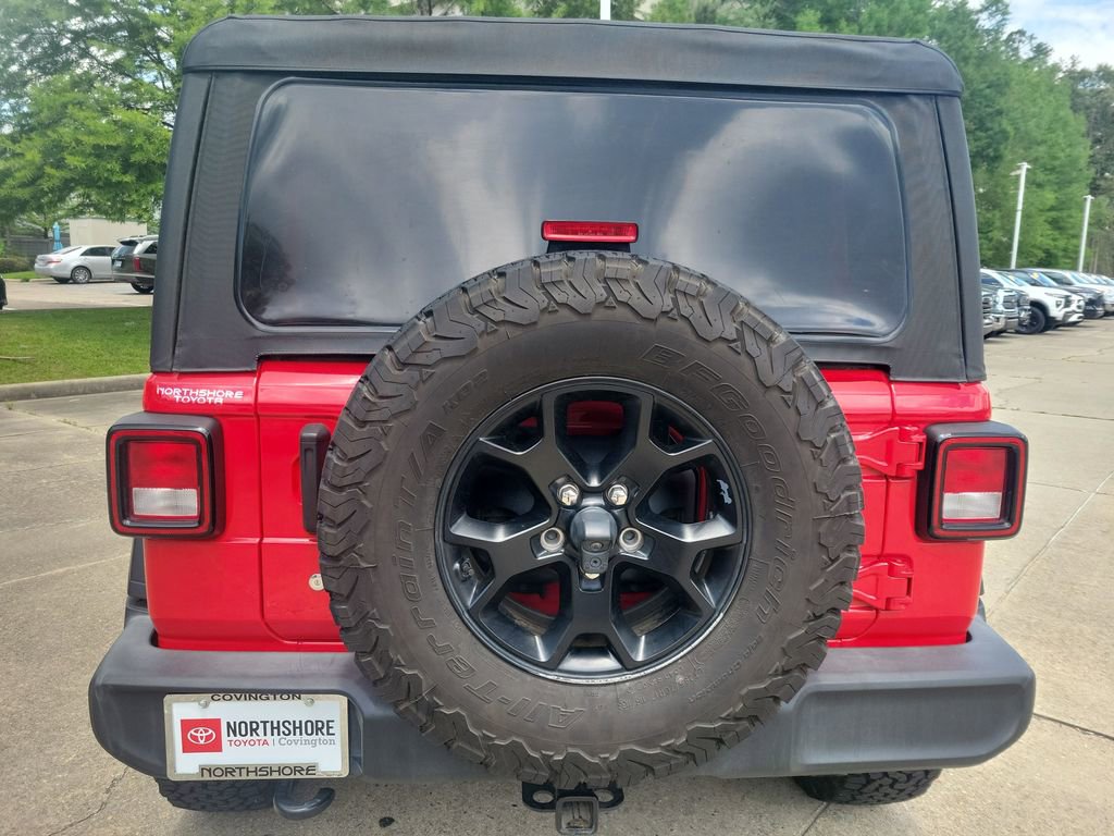 Used 2022 Jeep Wrangler Sport AWD/4WD image 5