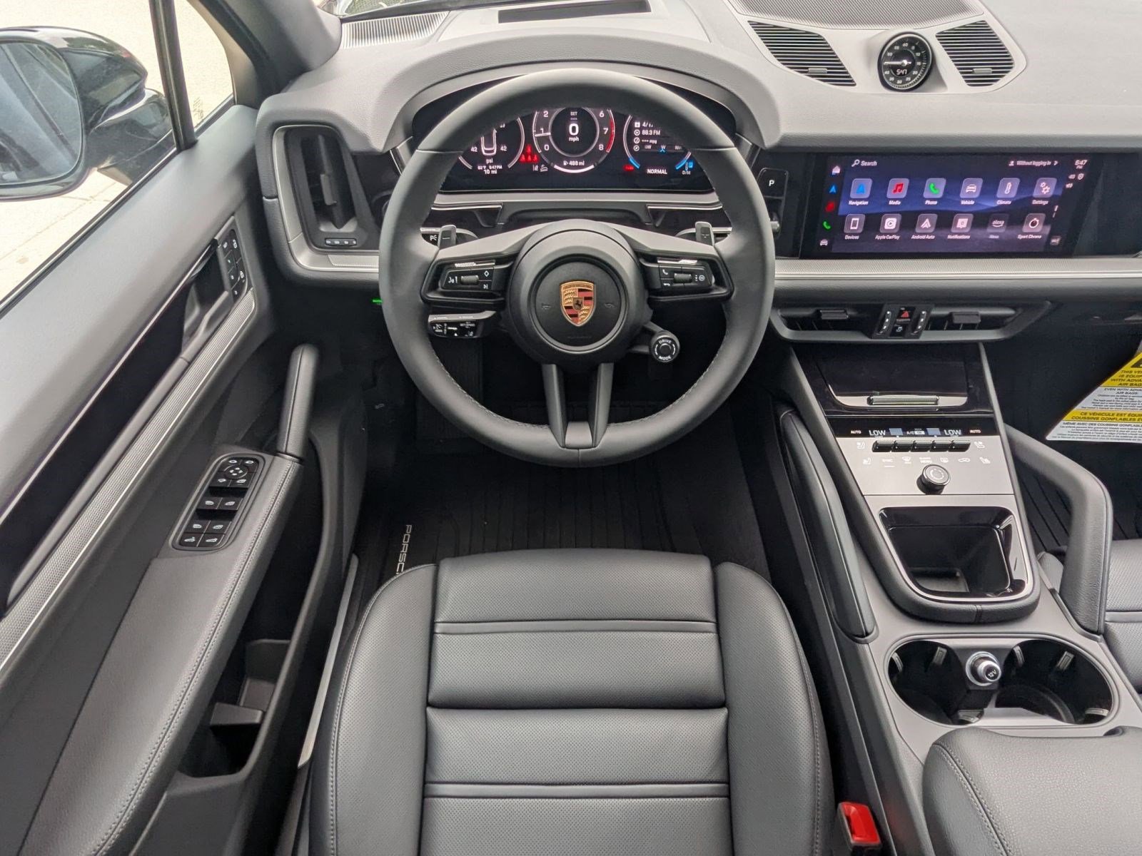 New 2026 Porsche Cayenne Coupe AWD/4WD image 15