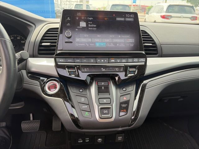 Used 2025 Honda Odyssey Touring image 15