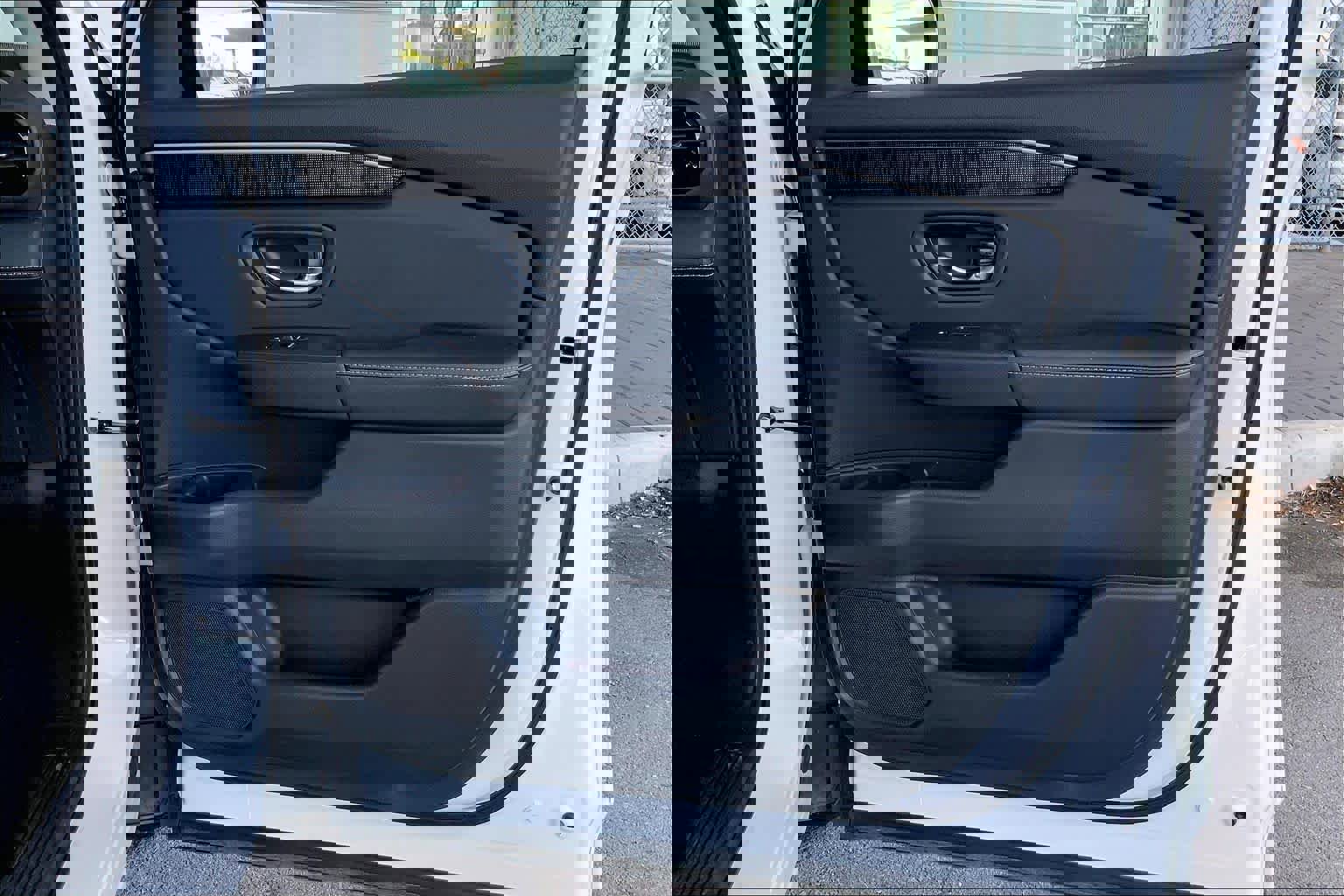 Used 2023 Honda Pilot Elite image 23