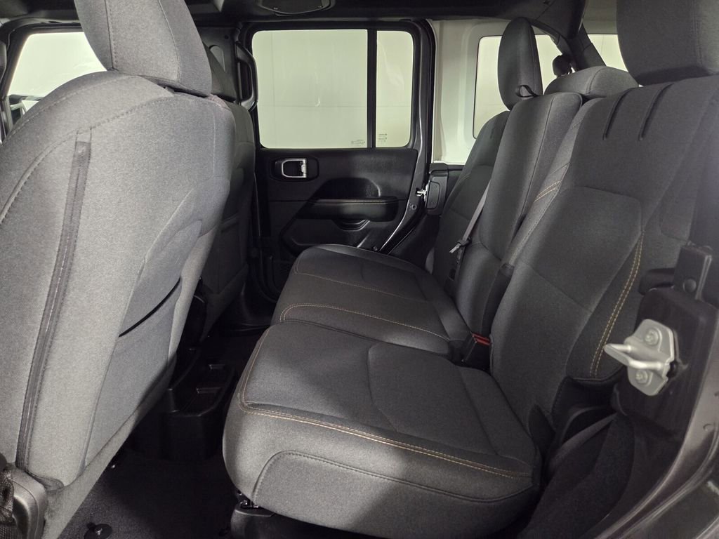 Certified 2025 Jeep Wrangler Sahara w/ Safety Group image 25
