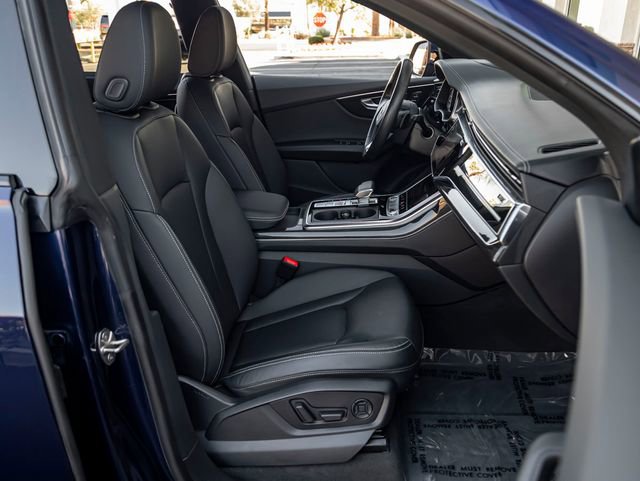 Used 2021 Audi Q8 Prestige w/ Prestige Package image 33