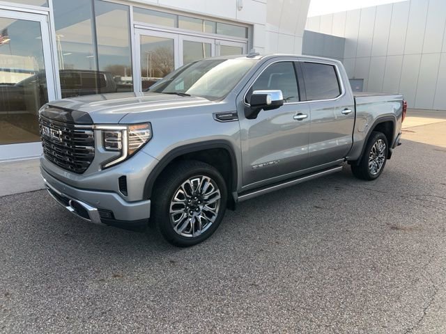 Used 2025 GMC Sierra 1500 Denali Ultimate image 1
