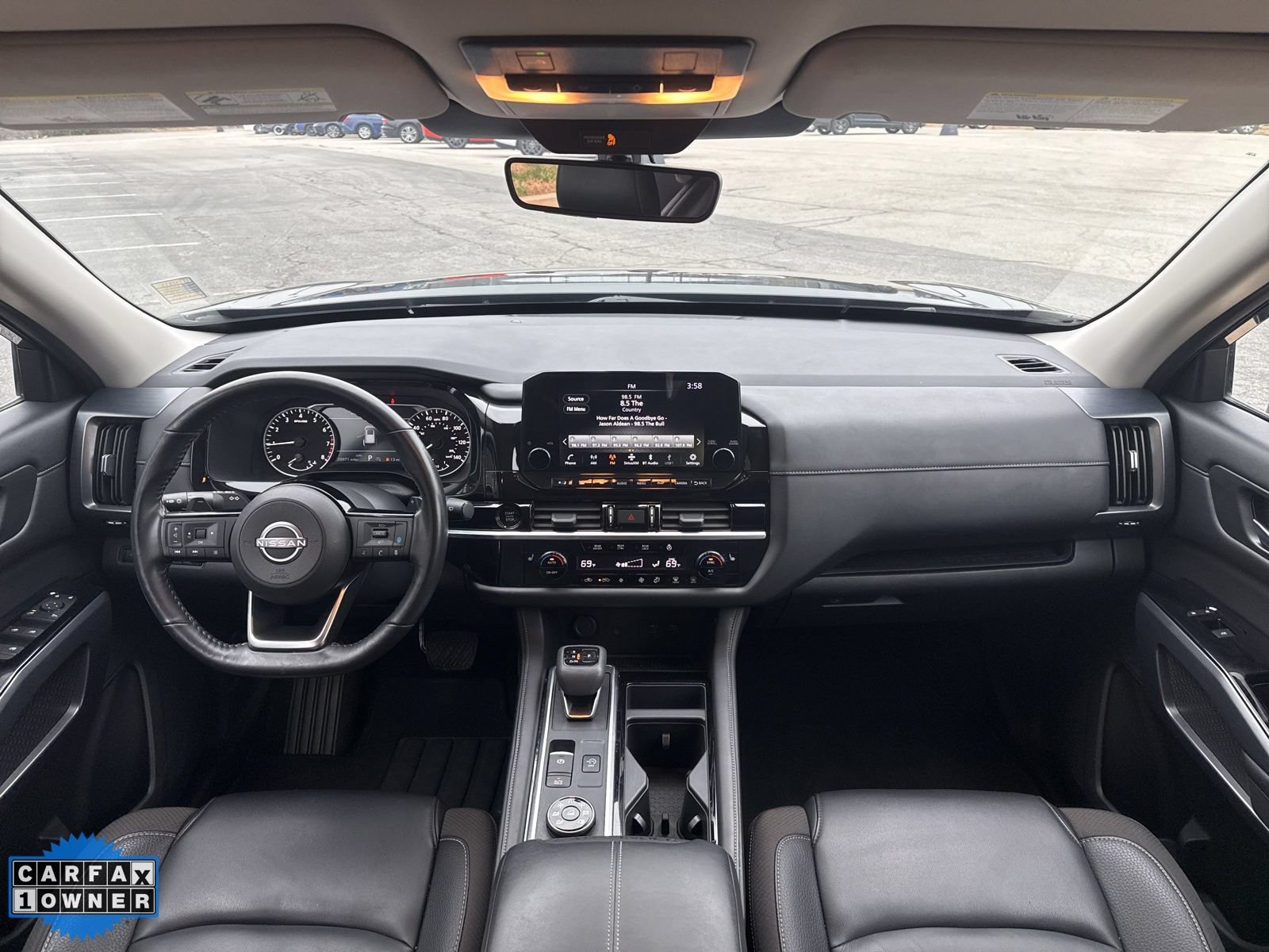 Used 2025 Nissan Pathfinder SL AWD/4WD image 23