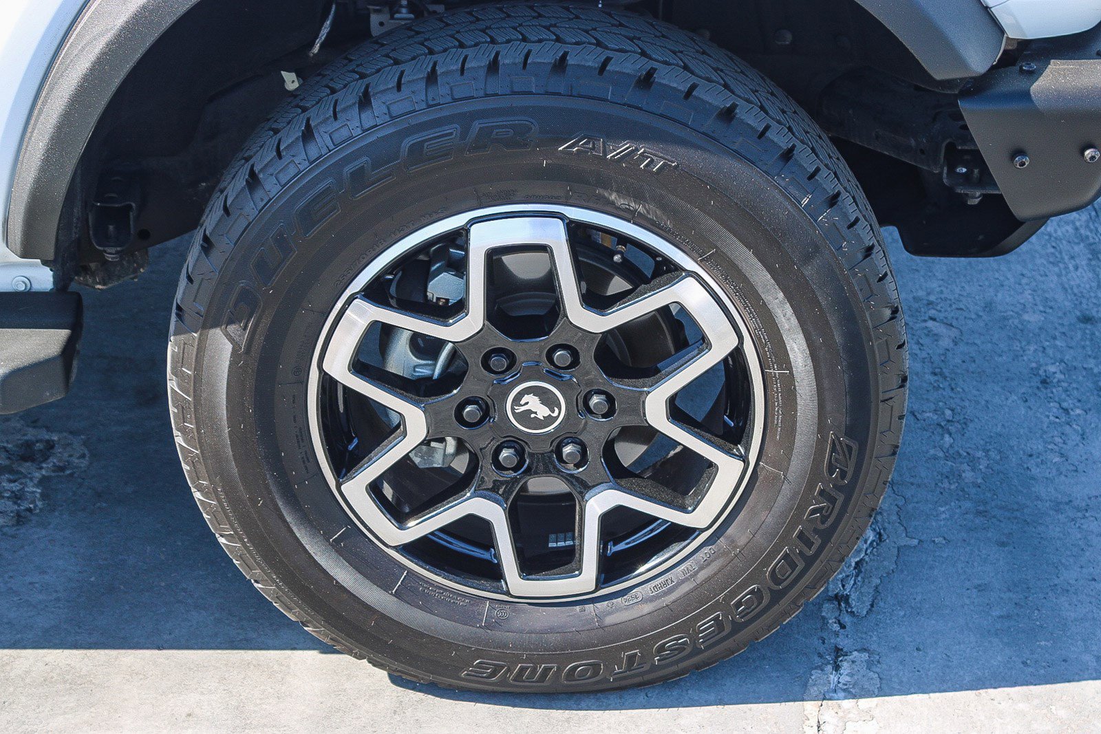 Used 2022 Ford Bronco Outer Banks w/ Sasquatch Package image 11