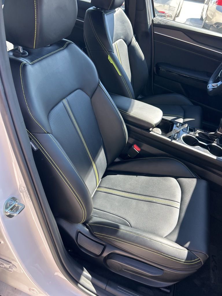 Used 2026 Kia K5 GT image 16