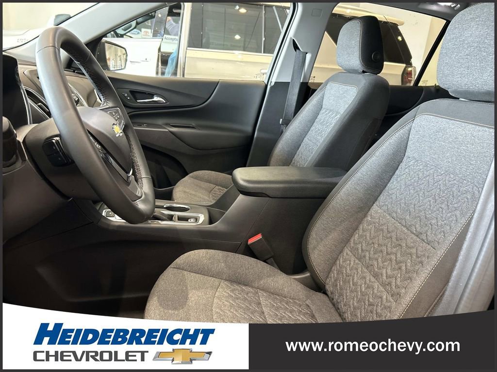 Certified 2024 Chevrolet Equinox LT w/ LPO, Floor Liner Package image 13