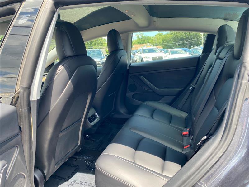 Used 2022 Tesla Model 3 Long Range AWD/4WD image 11