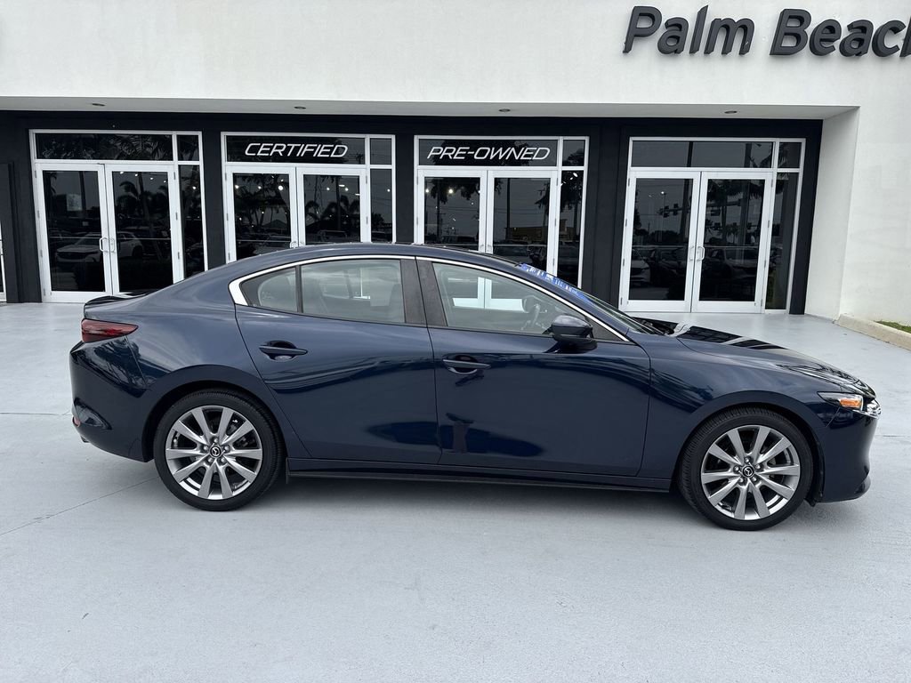 Used 2020 MAZDA MAZDA3 Sedan w/ Select Package FWD image 5