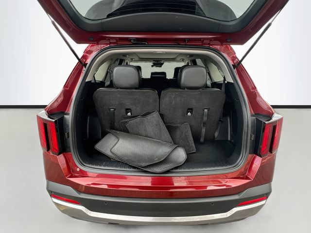 Certified 2025 Kia Sorento S w/ Panoramic Sunroof Package FWD image 28