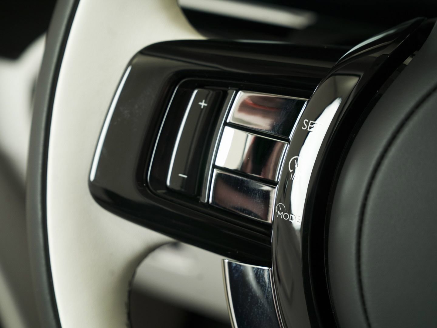 Certified 2024 Rolls-Royce Spectre w/ Spectre Launch Package image 55