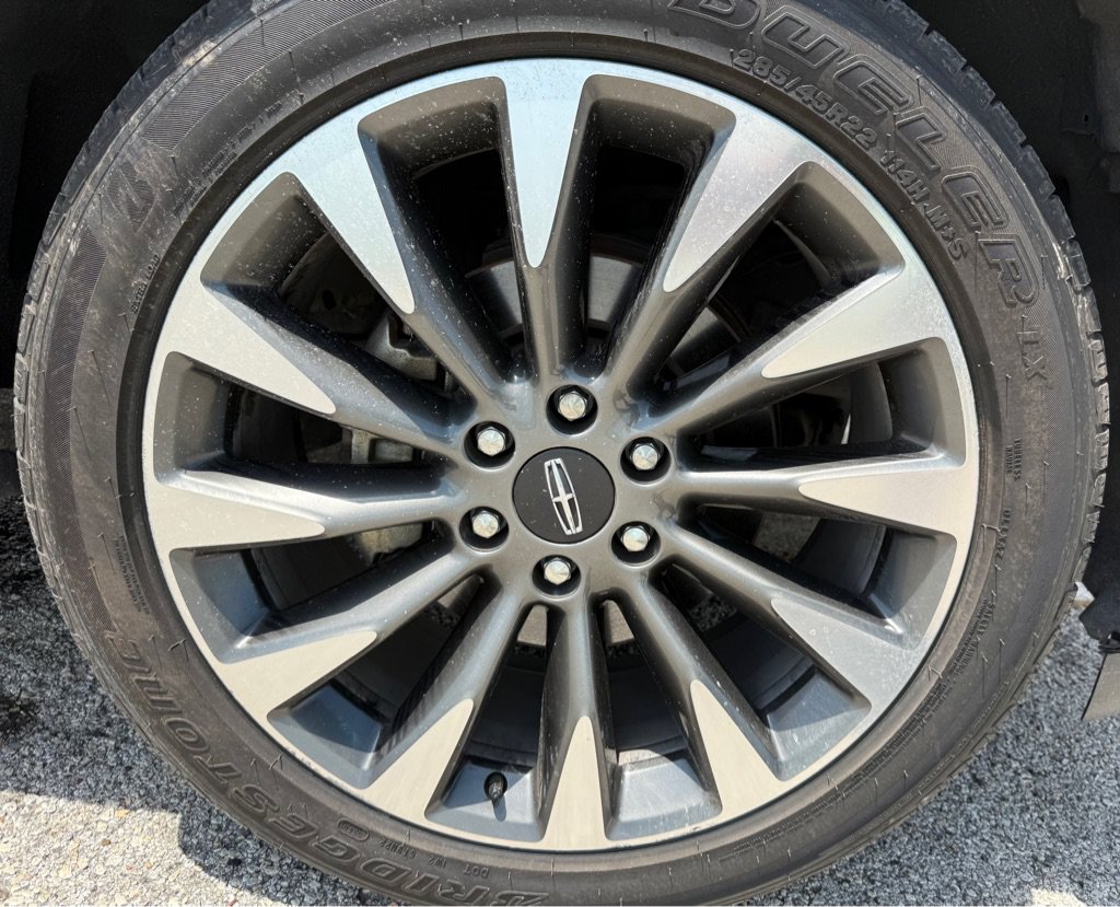 Used 2020 Lincoln Navigator L Reserve RWD image 31