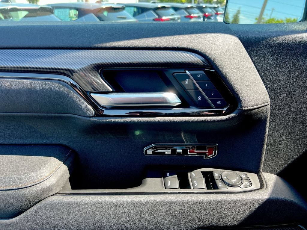 New 2026 GMC Sierra 1500 AT4 w/ AT4 Premium Package AWD/4WD image 20