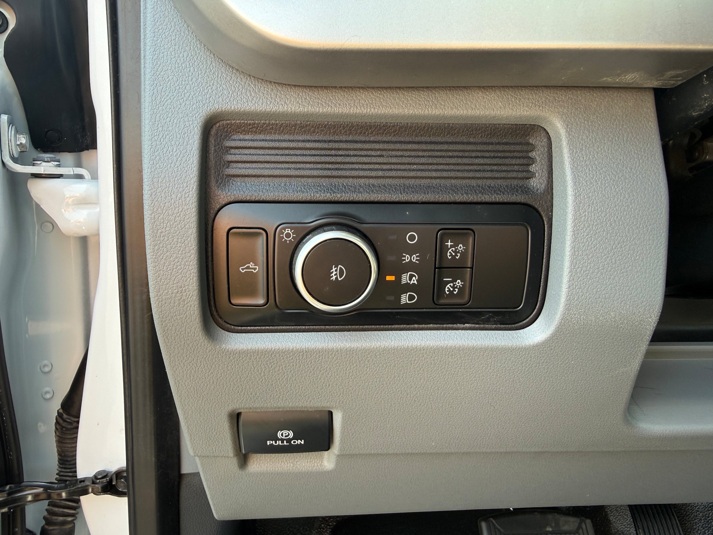 Used 2025 Ford F250 XL w/ XL Chrome Package AWD/4WD image 17