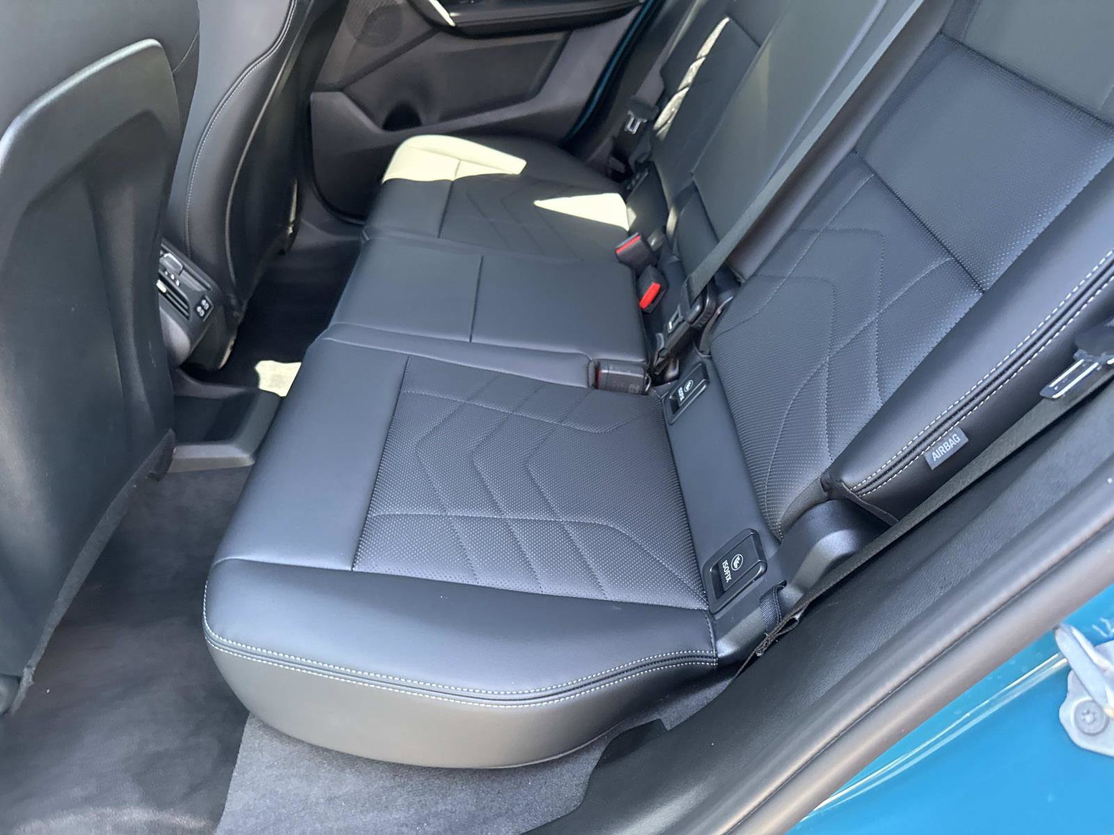 Used 2025 BMW X1 xDrive28i AWD/4WD image 14