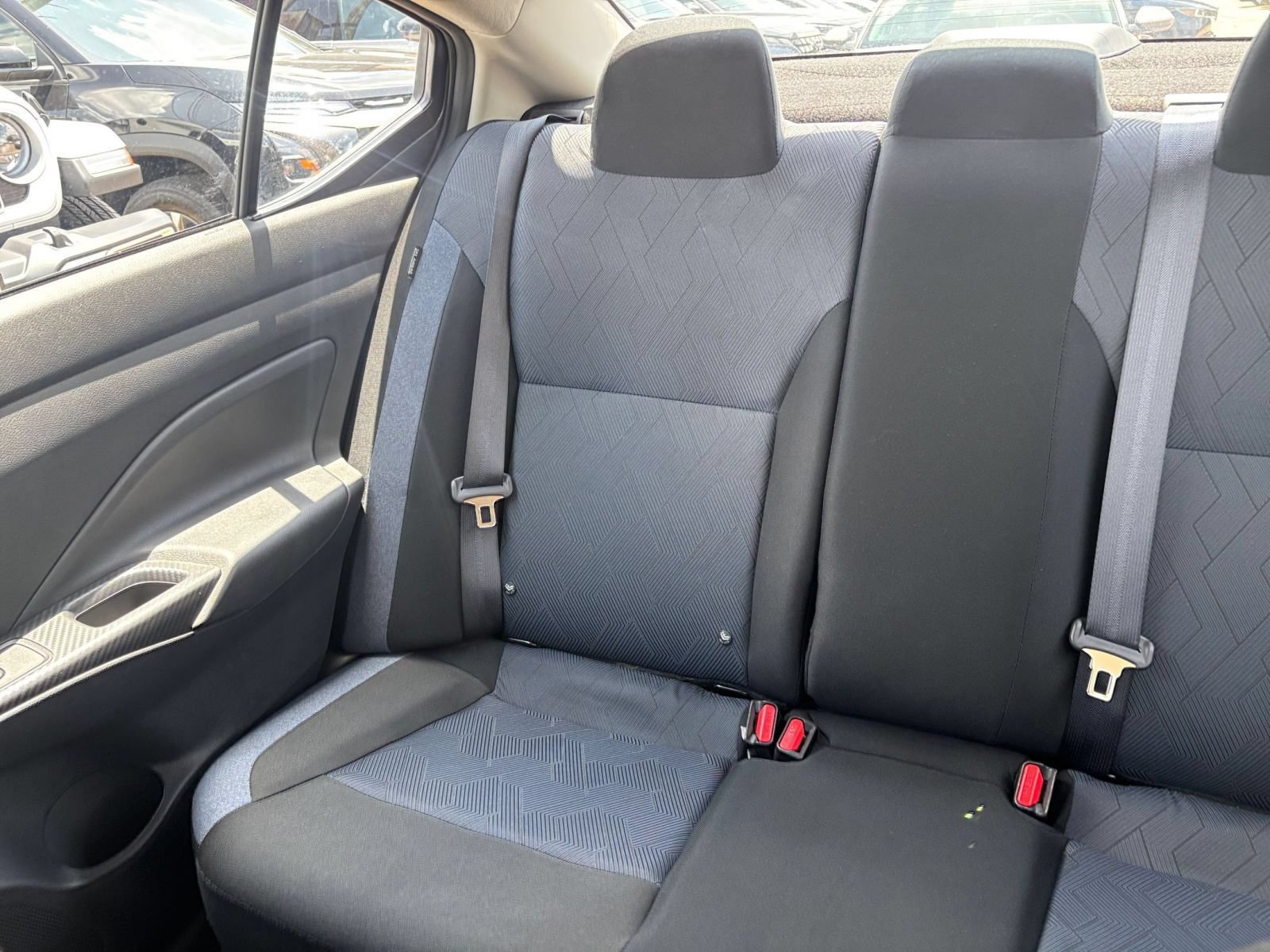 Used 2025 Nissan Versa SV FWD image 36