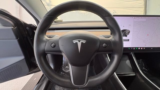 Used 2019 Tesla Model 3 Standard Range Plus RWD image 32