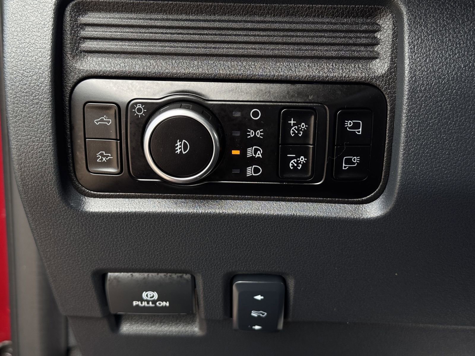 Used 2025 Ford F250 Lariat w/ Lariat Ultimate Package image 25